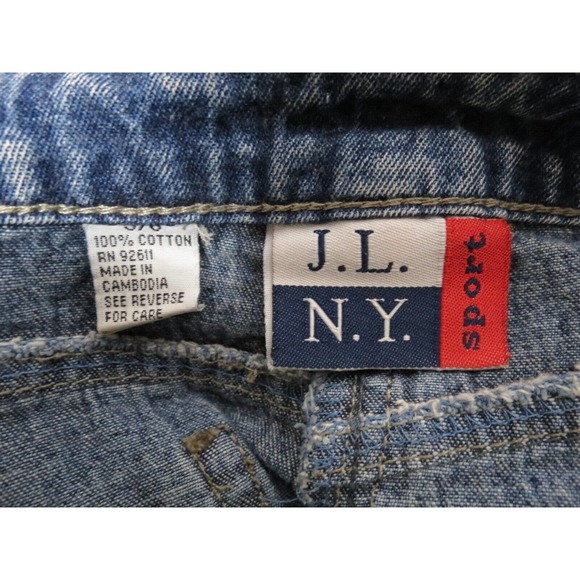 JLNY Vintage Denim Short Skirt with Blue Flower Embroidery Size 5/6 Small - Picture 7 of 8